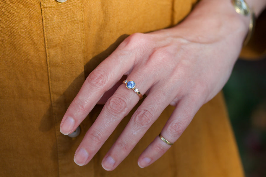 Cornflower Blue Sapphire & Diamond Stackable Ring