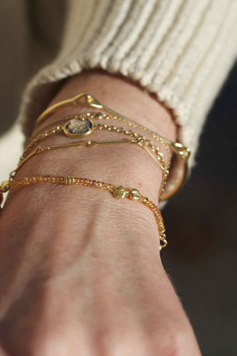 Golden Sapphire & High Karat Gold Beaded Bracelet