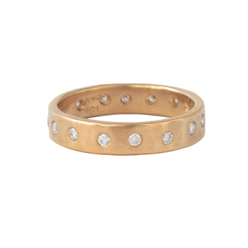 Hammered Band with Diamonds