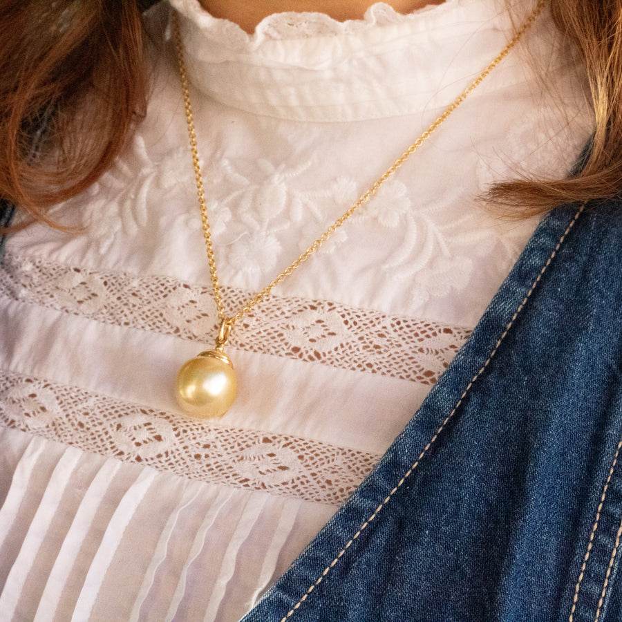 Pearl Pendant Necklace
