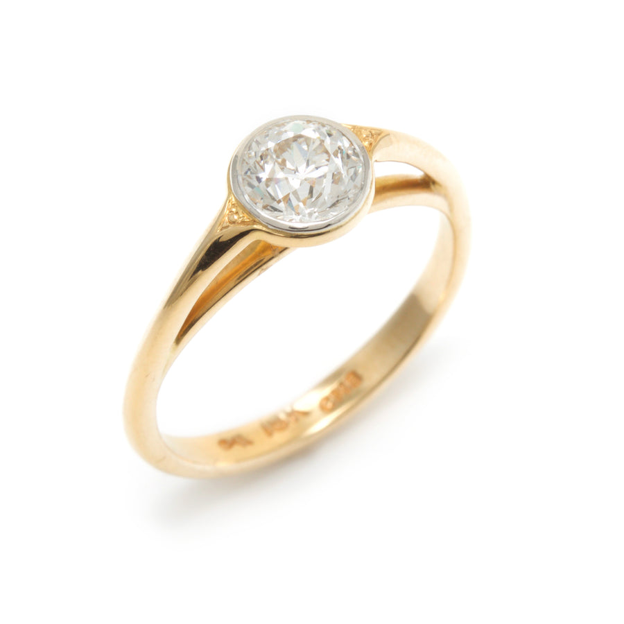Lunette Style Platform Engagement Ring